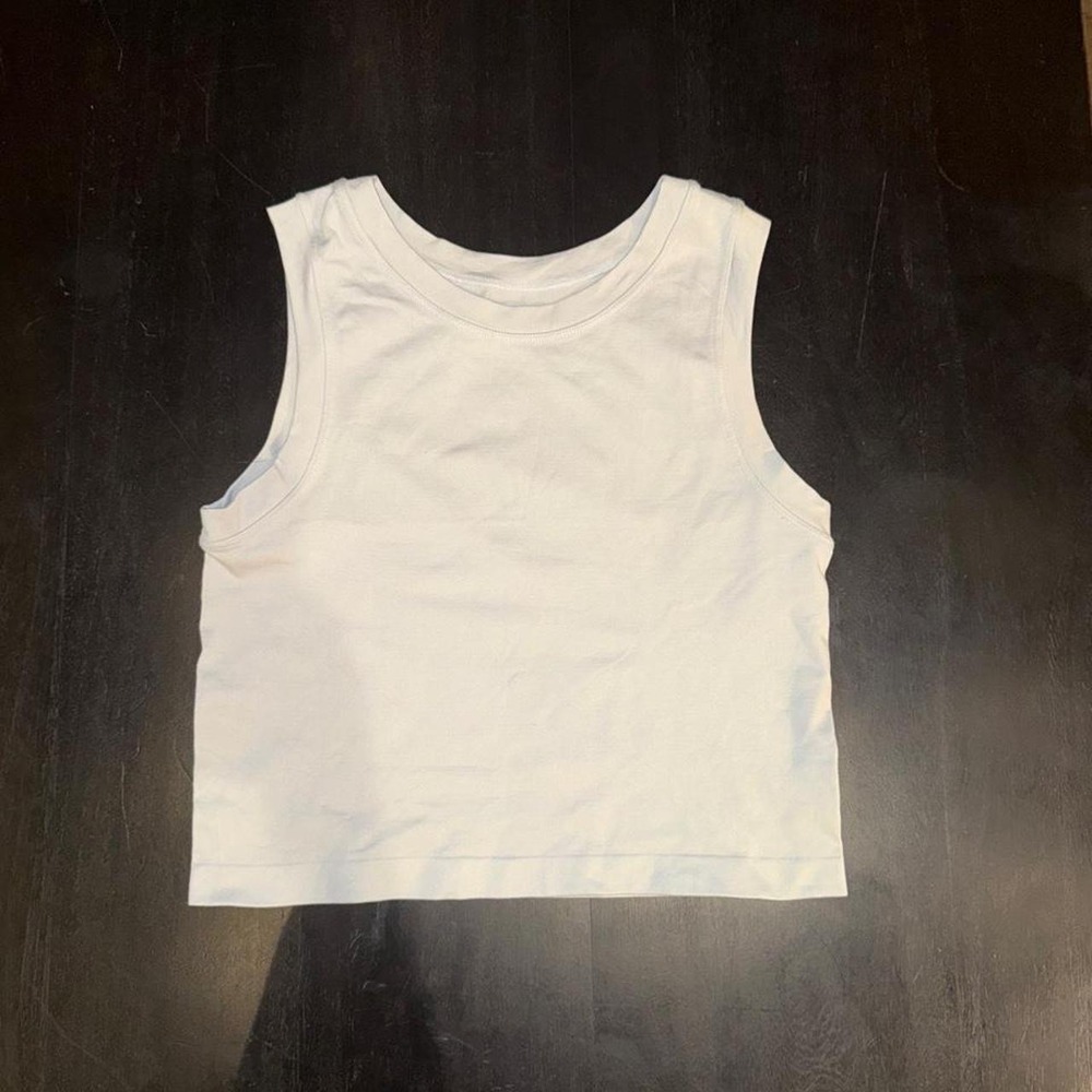 White crop top